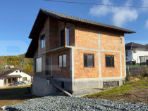 CASA SEMIFINISATA CU MATERIALE PREMIUM, IN ZONA VALEA BUDACU