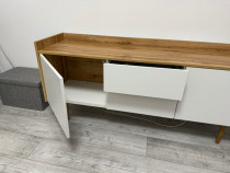 Mobilă de sufragerie sau dormitor