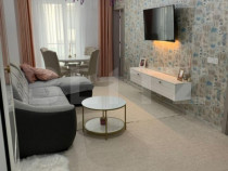 Apartament de 3 camere, loc de parcare + boxa, zona Pacurari