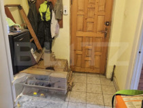 Apartament cu 2 camere, 55 mp, etajul 4, cu balcon și centr