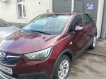 Opel Crossland Rosu