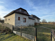 Două case pe același teren, 180 mp utili, 25 ari, Șindre?