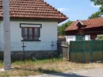 Casa + teren intravilan com. Polovragi