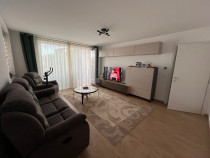 Apartament 3 camere, zona Coresi, parcare inclusa