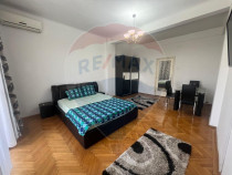 Garsoniera cocheta in centrul Bucurestiului-de inchiriat!