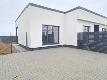 Casa 4 camere un nivel finalizata intabulata cartier Izvo...