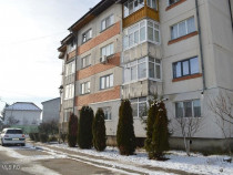 Bascov - Centru, Apartament 2 Camere Decomandat, Etaj 2
