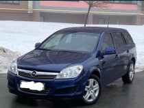 Dezmembrez Opel Astra H facelift