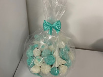 Aranjamente , mărțișoare, sub formă de lum&acirc;nări, mărturii