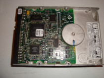 Piesa vintage colectie hdd Maxtor 90422D2 4gb ide ata an1999