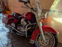 Motocicleta Harley-Davidson Road King Classic