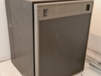 Mini frigider (Nu funcționează)
