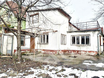 Casa parter si mansarda cu 5 camere, zona Garii, Oradea