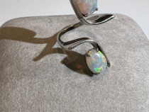 Inel Aur Alb si Opal Natural