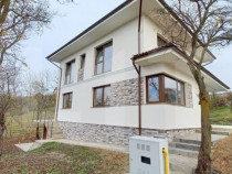 Casa individuala, 165 mp utili, teren 700 mp, Chinteni