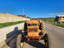 Tractor Fiat 650
