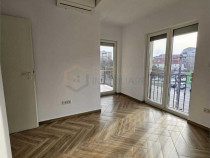 Torontalului- apartament 3 camere, centrala proprie, 3 clime