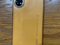 Telefon Oppo 8T Are folie de sticlă și carcasă