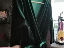 Rochie de catifea.Culoare verde smarald.Stare noua