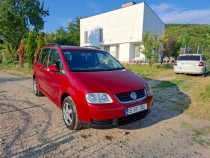 Vw touran 2.0d 7 loc. 2004 impecabil