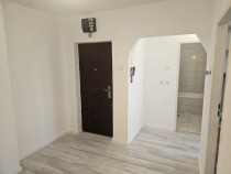 Apartament 2 camere, decomandat, cartier Strand