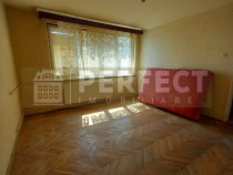 Apartament 3 camere, et 5/8 Bdul Republicii - 65000 euro