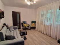 Apartament 3 camere-zona Gorjului