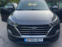 Hyundai Tucson masina