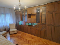 Apartament cu 3 camere în Obcini etaj 1