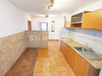 Apartament 3 camere cu boxa si parcare