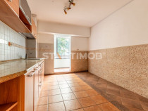 Apartament 3 camere cu boxa si parcare