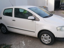 Volkswagen Fox alb, an 2008 pret NEGOCIABIL