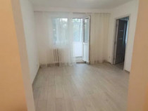 Apartament 2 camere, recent renovat, etaj 2/10, Podu Ros