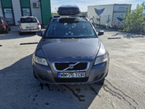 VOLVO V50 motorina