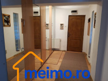 Apartament de 3 camere, zona ANAF