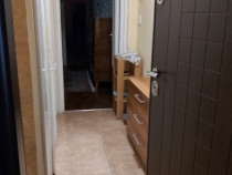 Inchiriere un apartament cu 3 camere situat in zona Dacia Labirint