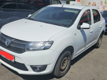 Dacia Logan 1.2 masina