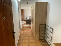 Inchiriez apartament 2 camere str. Voronet / Decebal