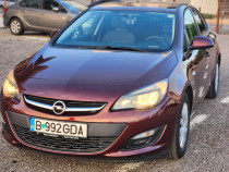 Opel Astra J Sedan