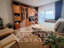 Apartament decomandat cu o camera, zona Complexului Stude...