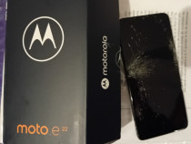 Motorola E22 display spart