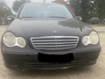 Dezmembrez Mercedes an 2007