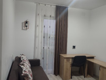 Inchiriez apartament cu 3 camere, zona lipovei + loc de parcare