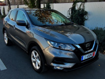 A. Nissan Qashqai Tekna 1.6 dci, 131cp, 4x4I selectabil 2018 facelift