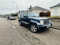 Vând jeep Cherokee Limited 2.8 cutie automată 4x4 2008