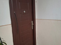 APARTAMENT 2 CAMERE, MOBILAT SI UTILAT, BLOC FARA RISC, ZONA