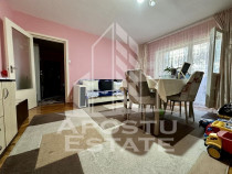 Apartament cu 2 camere, centrala proprie, etaj 1, zona Sa...