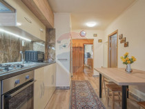 Apartament cu 3 camere în Tractorul de vânzare