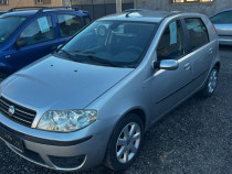 Fiat Punto 2005 1590E