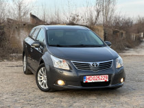 Toyota Avensis D-4D*clima*2.0 D*navigatie*factura*2012*nr.rosii*euro 5